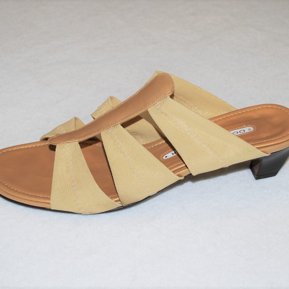 Donald Pliner Beige Metallic Mesh Sandals - Size 8